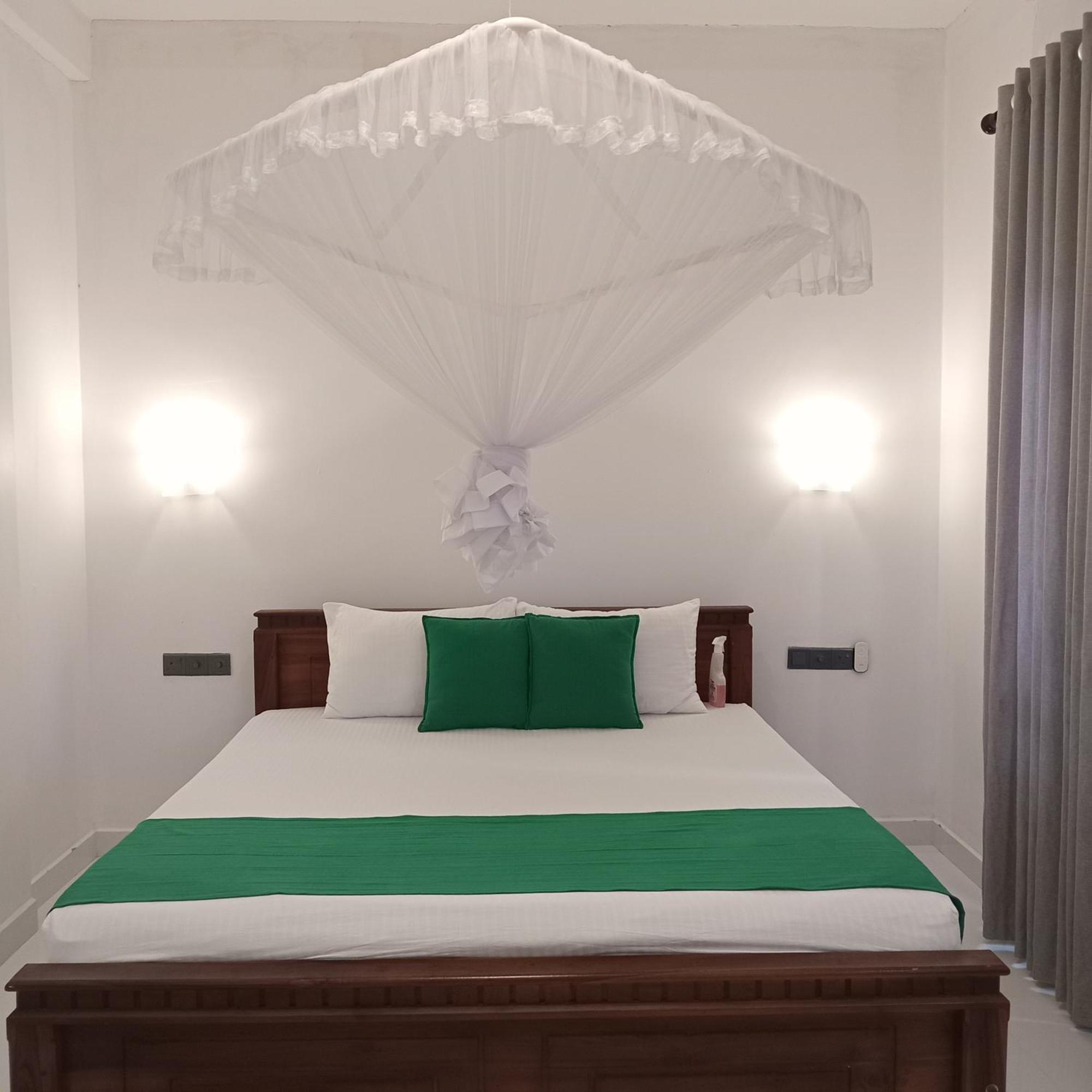Sea Bay Inn Tangalle Oda fotoğraf